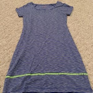 Vineyard Vines short sleeve dress